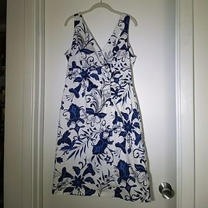 AGB blue and white floral dress sz 16